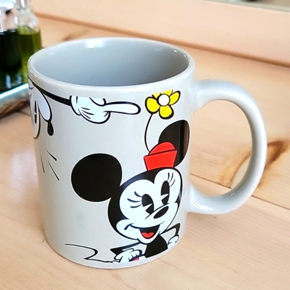 Disney Jerry Leigh Mickey Minnie Goofy Mug